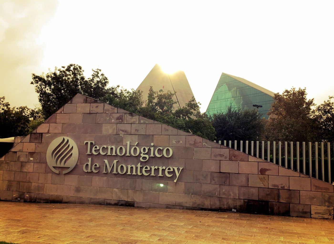 Estudiar en la Tecnológico de Monterrey 📚 Todo lo que necesitas 2022